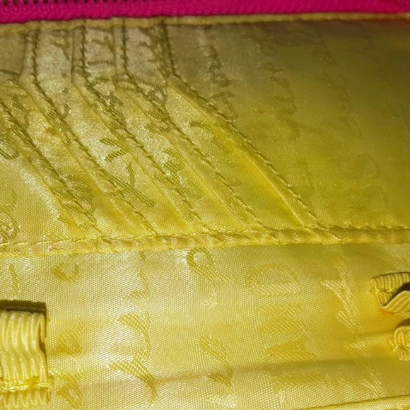 PINK PULITZER PERFECTION: PICK UP PROMPTLY! Lilly P. Beautiful ID Phone Wristlet - Picture 10 of 15